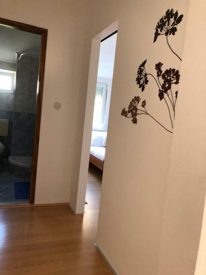 Apartman Polegubic Weißenburg Exterior foto
